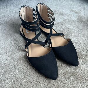 Journee Collection Black Strappy Zipper Flat Dress Shoes Size 8 NEVER WORN